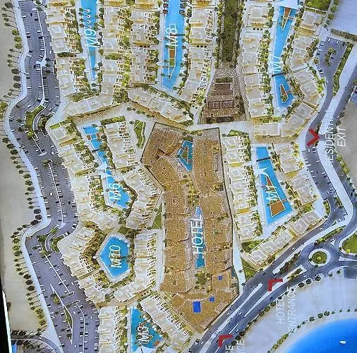 Mangroovy Ritzy, Cerulean By The Pool Hurghada